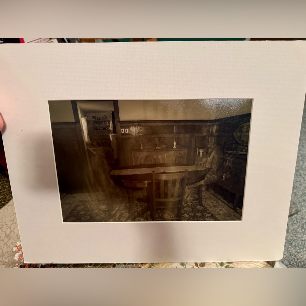 Ghostly Image in a 1920’s Haunted Museum - Picture 4 of 8